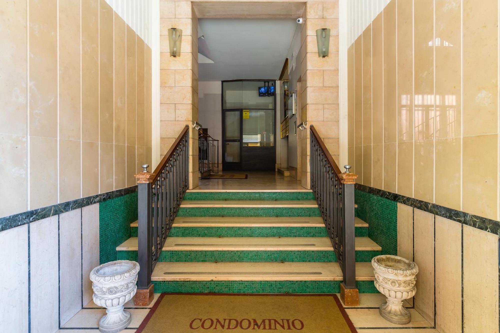 Alehouse At Napoli Expo By Napoliapartments Extérieur photo